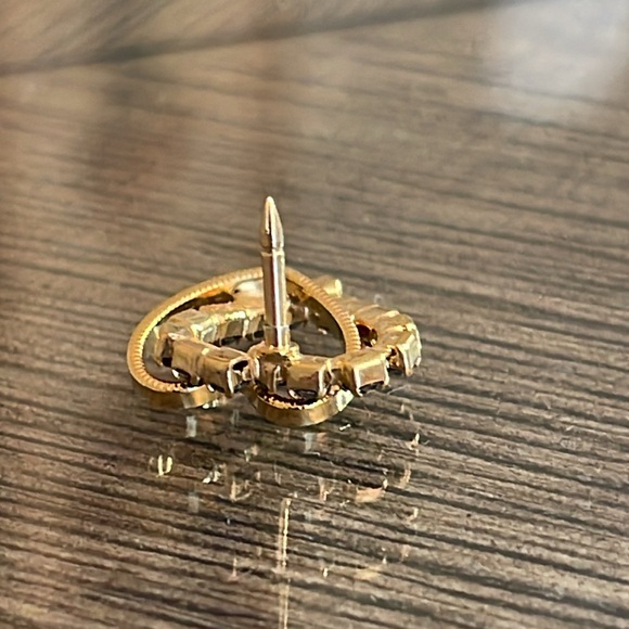 Vintage Interlocking Heart Grey Rhinestone Pin - Picture 9 of 16